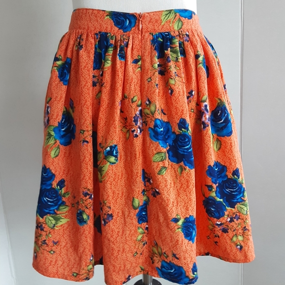 BCNU FLARE ORANGE FLORAL MINI SKIRT SZ L - Picture 3 of 5